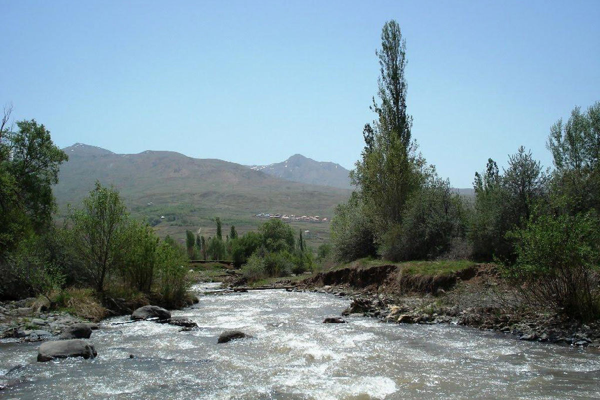 دریافت سند ۱۰۰۶ هکتاری بستر رودخانه شاهرود در استان قزوین