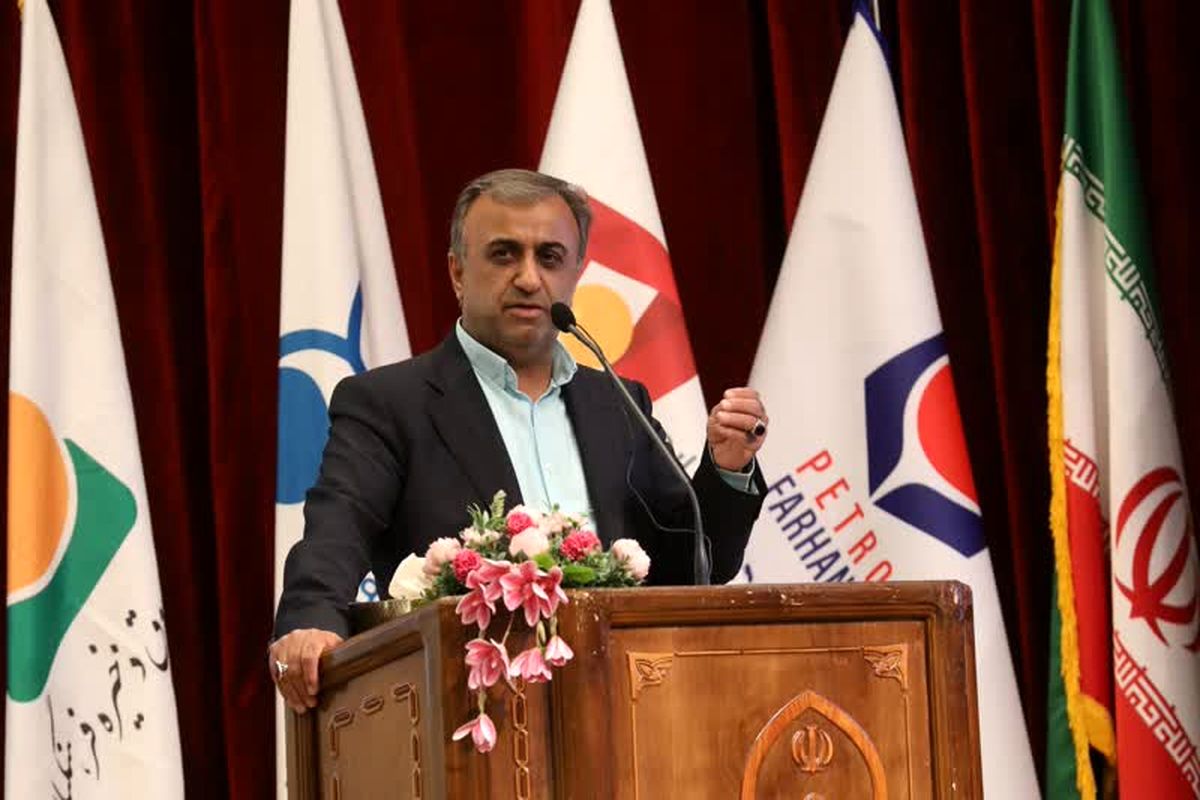 واریز ۱۵۵ میلیارد ریال به‌ حساب بازنششستگان صندوق ذخیره فرهنگیان