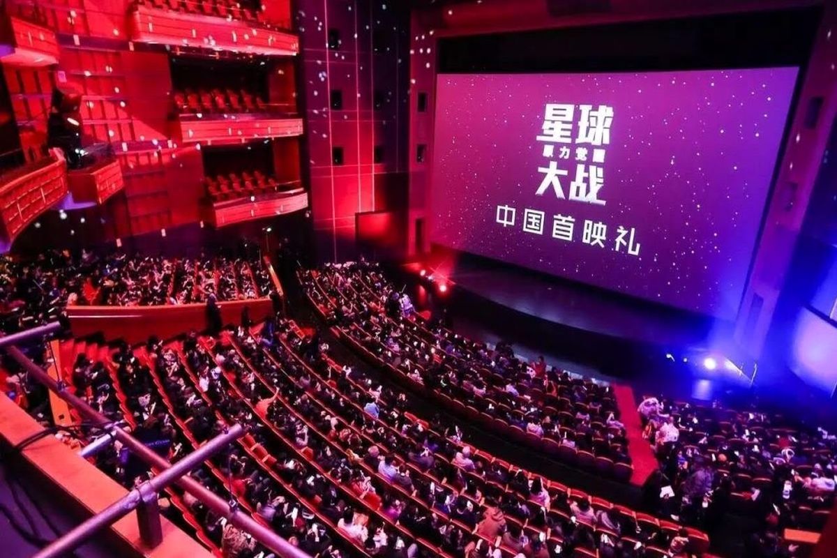 چینی ها با بی‌اعتنایی به فیلم های هالیوود رکورد سینما را شکستند!