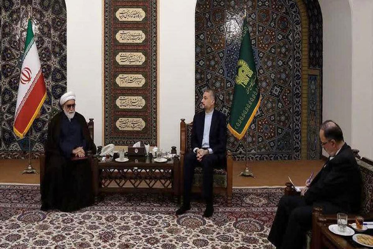 دیدار و گفتگوی امیرعبداللهیان با تولیت آستان قدس رضوی