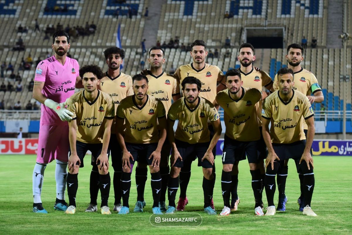 فوتبالیست های شمس آذر در اراک به دنبال خلق پیروزی