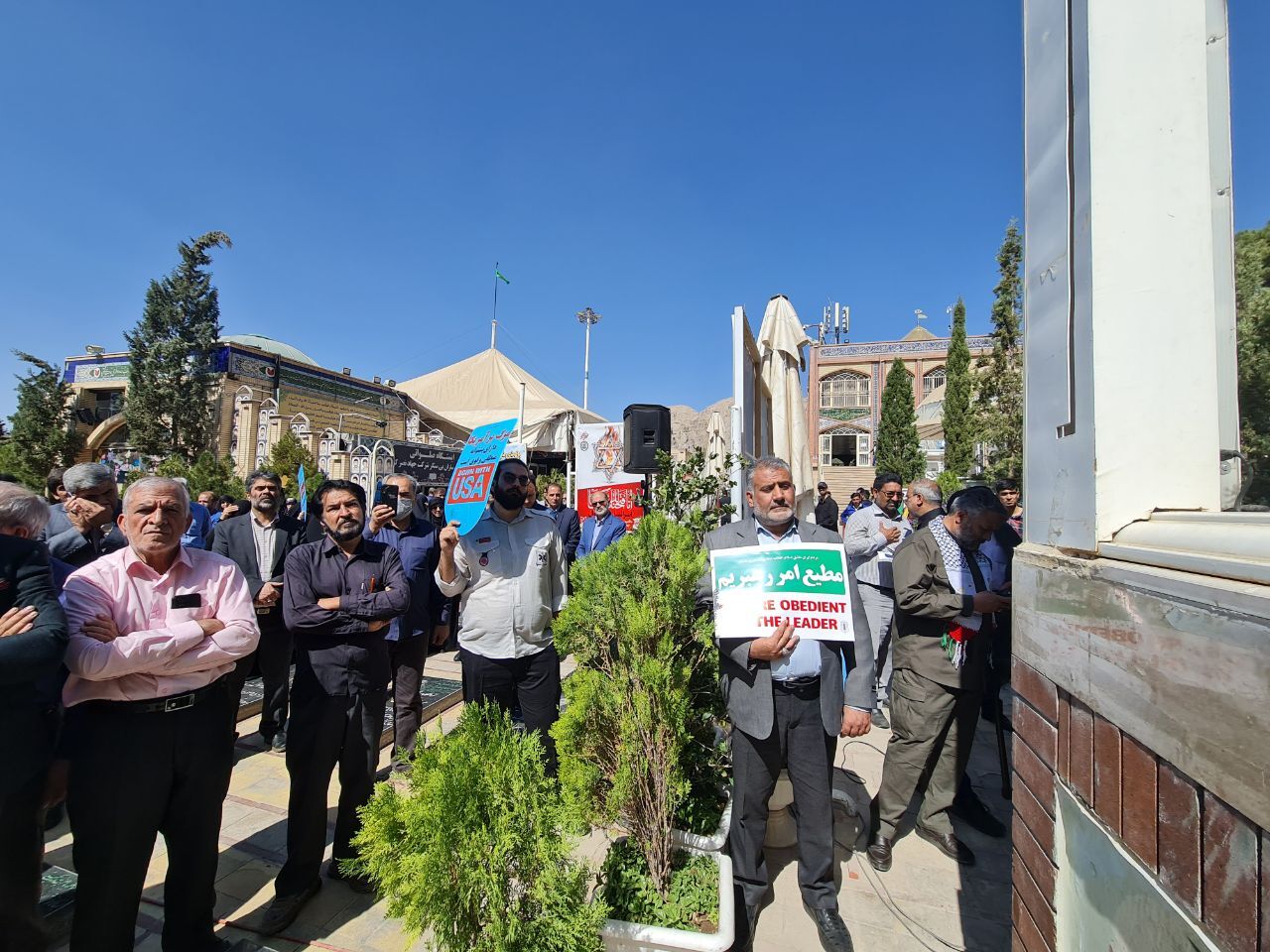 محکومیت حمله وحشیانه صهیونیستها به بیمارستان المعمدانی در گلزار شهدای کرمان محکومیت حمله وحشیانه صهیونیستها به بیمارستان المعمدانی در گلزار شهدای کرمان