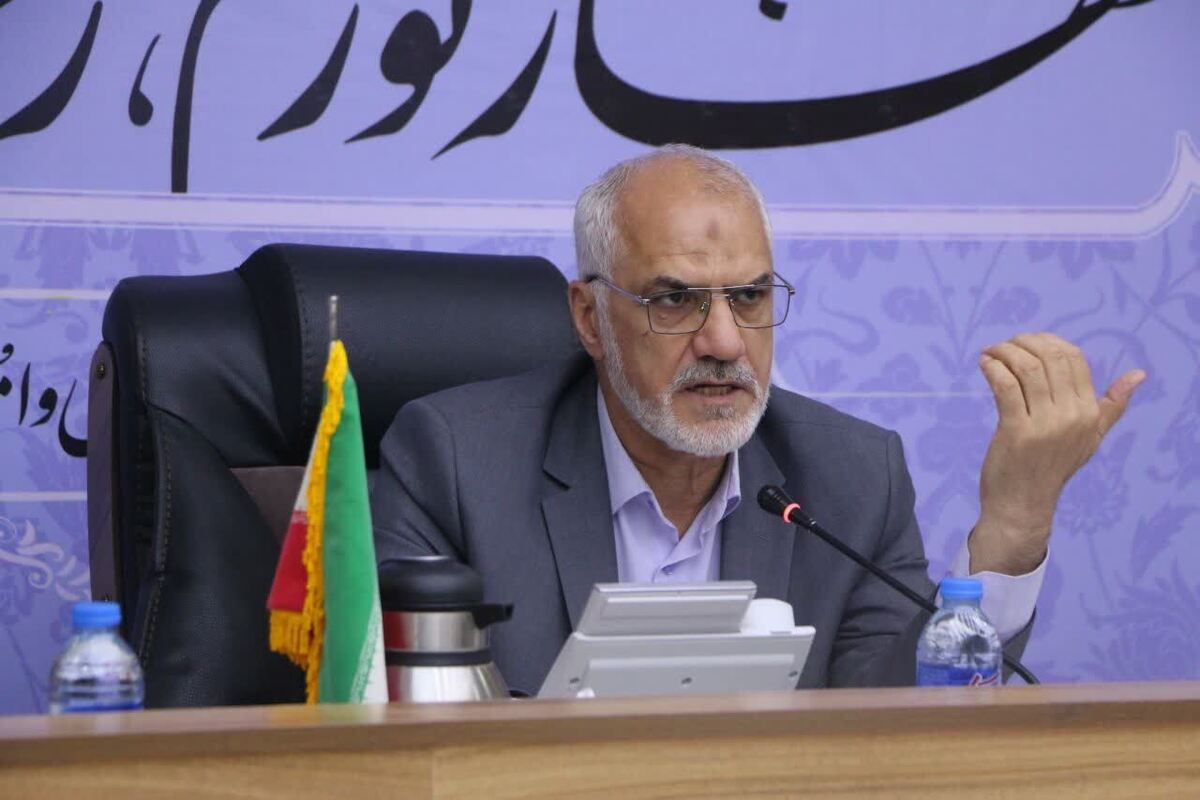 استاندار خوزستان: دستورالعمل های مبادلات مرزی 100 در صد اجرا شود / مهمترین راه جلوگیری از قاچاق سوخت یکپارچگی قیمت است