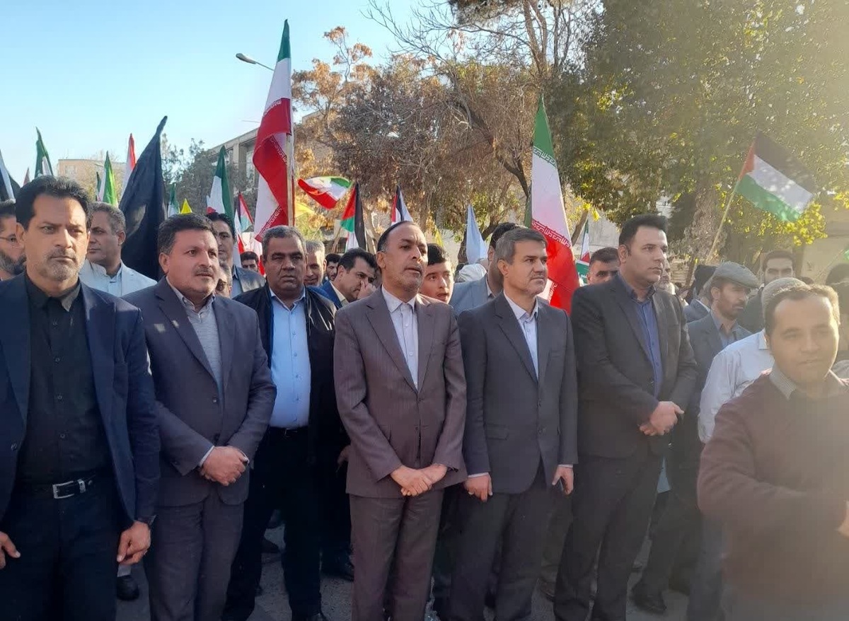 دادستان کرمان: مردم دیار کریمان تا پای جان، بر سر آرمان‌های انقلاب ایستاده‌اند
