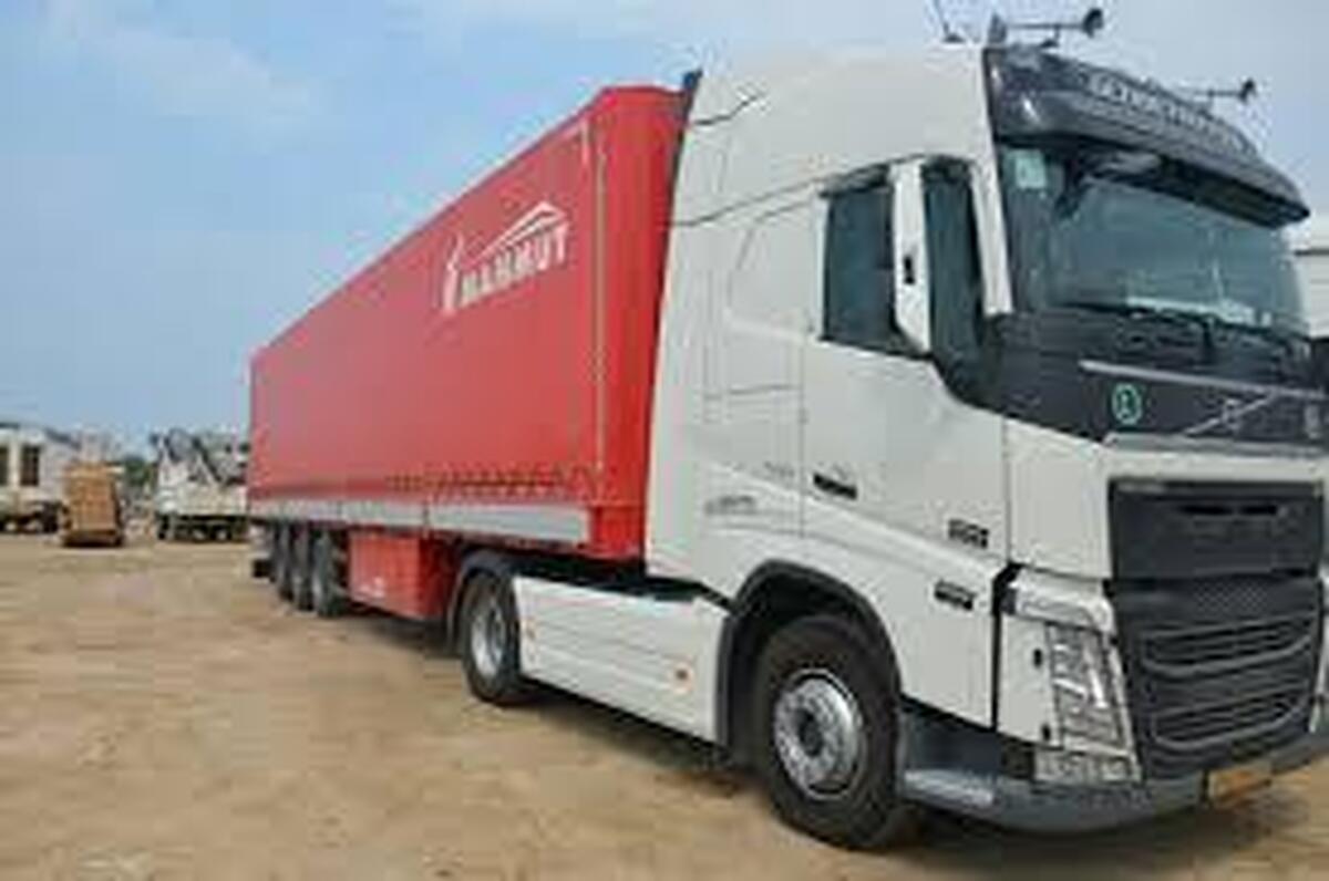 توقیف کامیون حامل ۷۳ میلیارد کالای قاچاق در خرم آباد