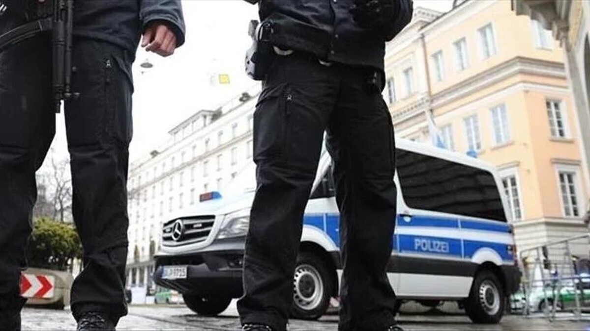 حمله مأموران پلیس آلمان به یک زن مسلمان