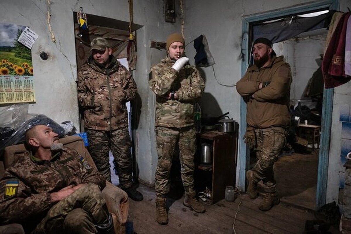 پلیتیکو: خطوط مقدم اوکراین در خطر فروپاشی قرار دارند