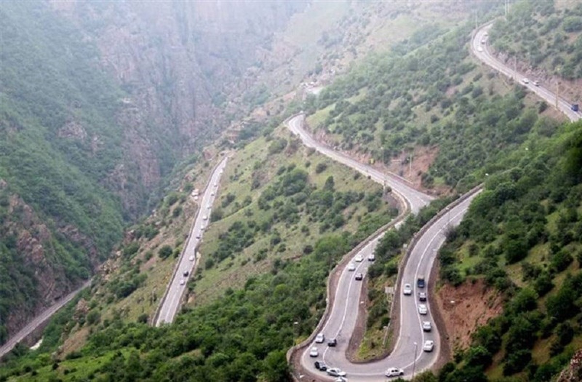 جاده چالوس و آزادراه تهران-شمال یک‌طرفه می‌شود
