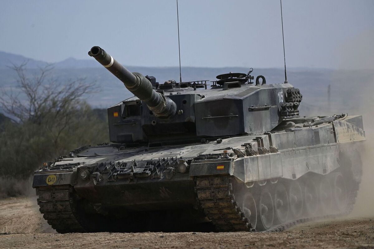 موافقت دولت اسپانیا با ارسال ۲۰ فروند تانک لئوپارد به اوکراین