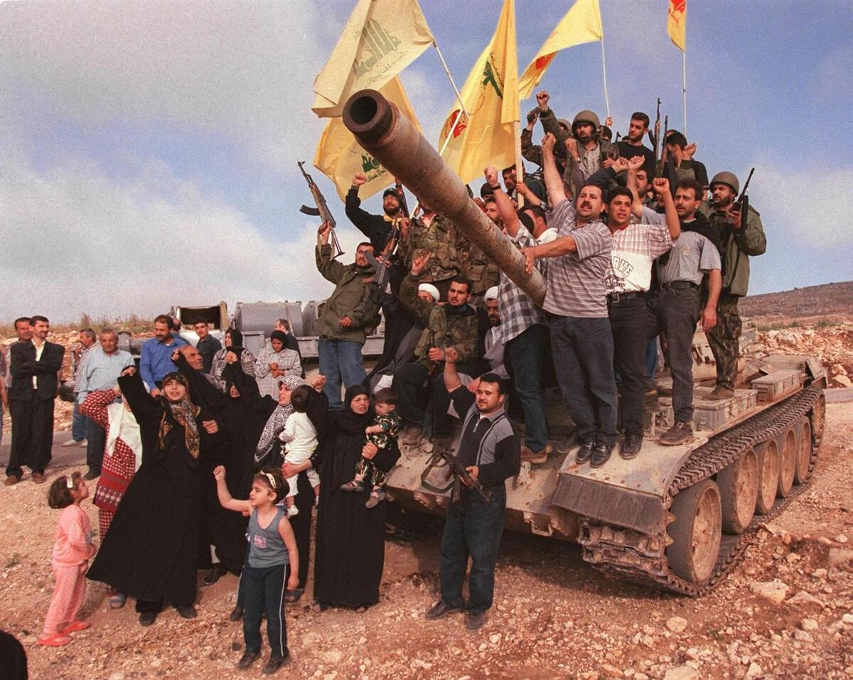 شادی مردم لبنان پس از حملات سپاه به سرزمین‌های اشغالی