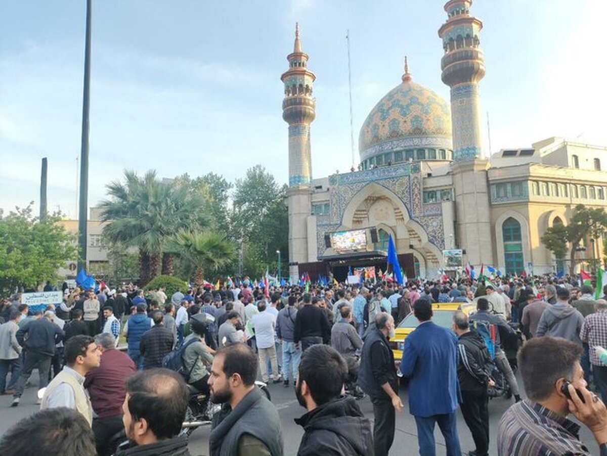 تجمع مردمی در حمایت از وعده صادق در تهران