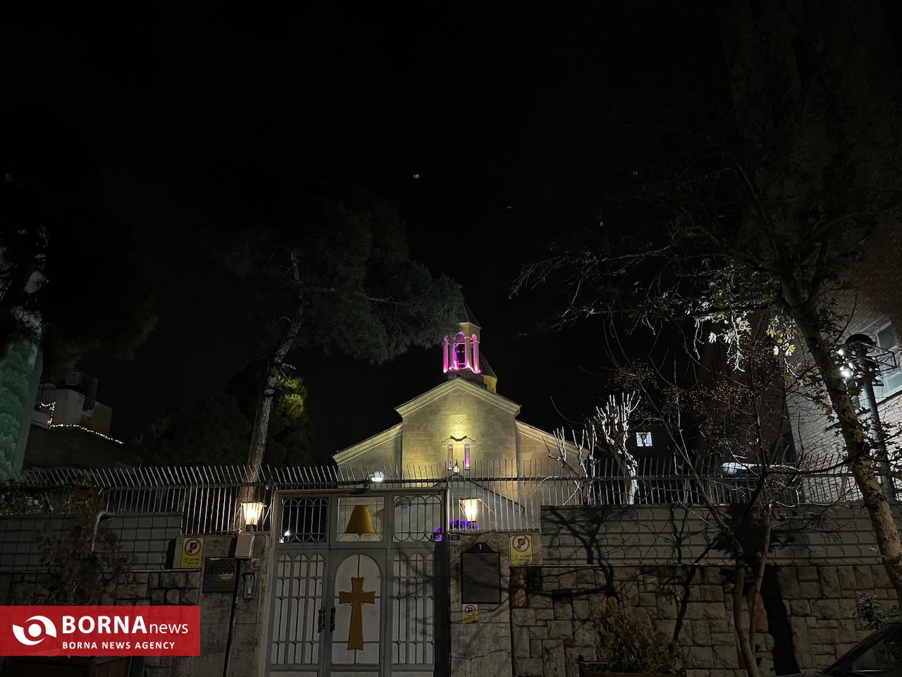 در مراسم شب سال نو میلادی چه گذشت؟/ هنر دست نقره سازان ارمنی اصفهان در کلیسای مریم مقدس در مراسم شب سال نو میلادی چه گذشت؟/ هنر دست نقره سازان ارمنی اصفهان در کلیسای مریم مقدس