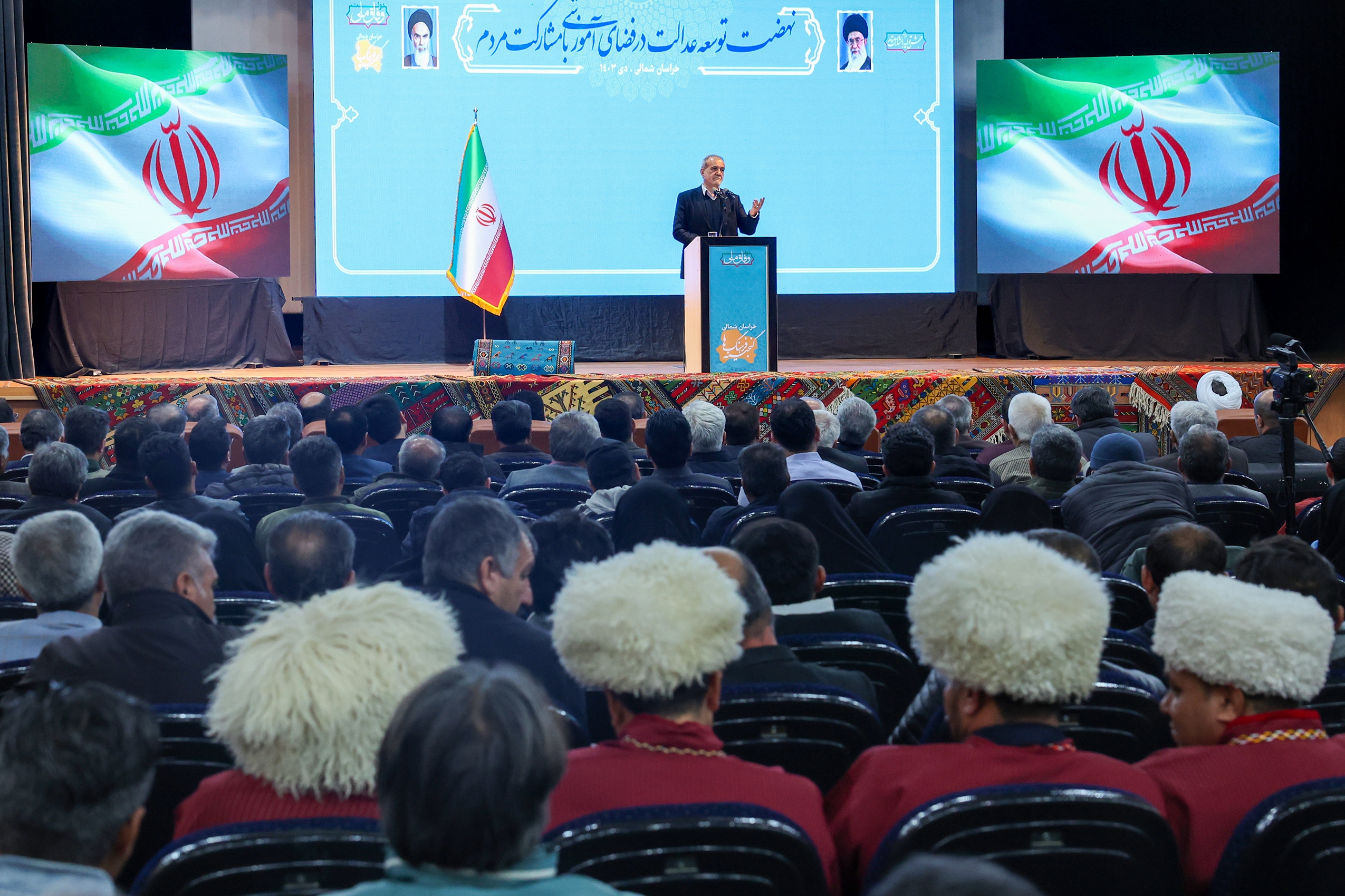 کاروان دولت چهاردهم در سرزمین اقوام کاروان دولت چهاردهم در سرزمین اقوام