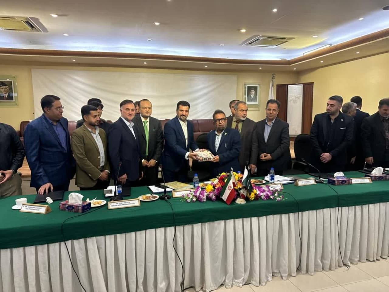 هیات تجاری اتاق بازرگانی قزوین به کشور پاکستان سفر کرد 