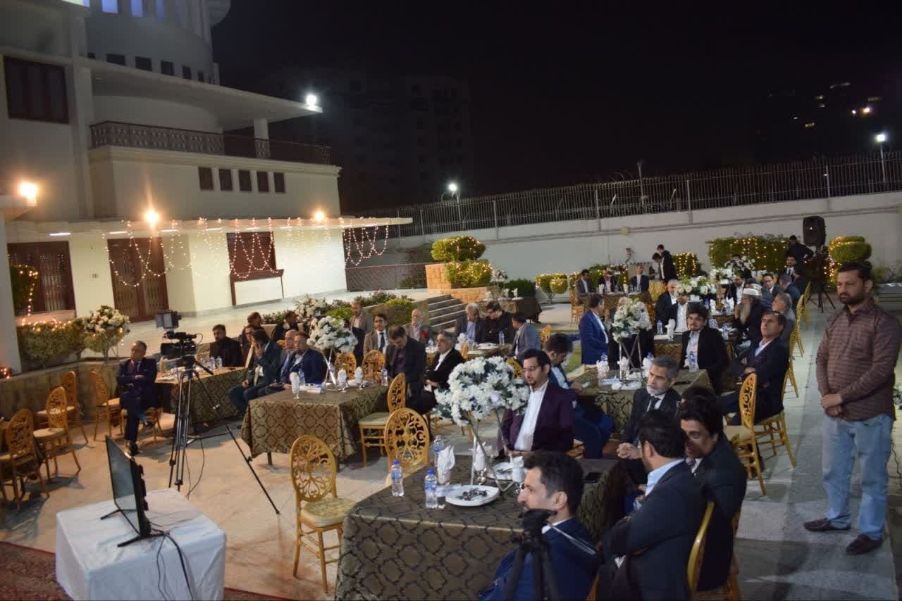 تجار پاکستانی در سفر به قزوین می توانند با ظرفیت های صنعتی و تولیدی این منطقه آشنا شوند تجار پاکستانی در سفر به قزوین می توانند با ظرفیت های صنعتی و تولیدی این منطقه آشنا شوند