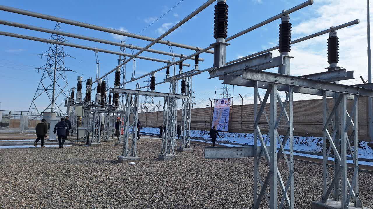 ۳۳۴ پروژه صنعت آب و برق در استان قزوین افتتاح شد