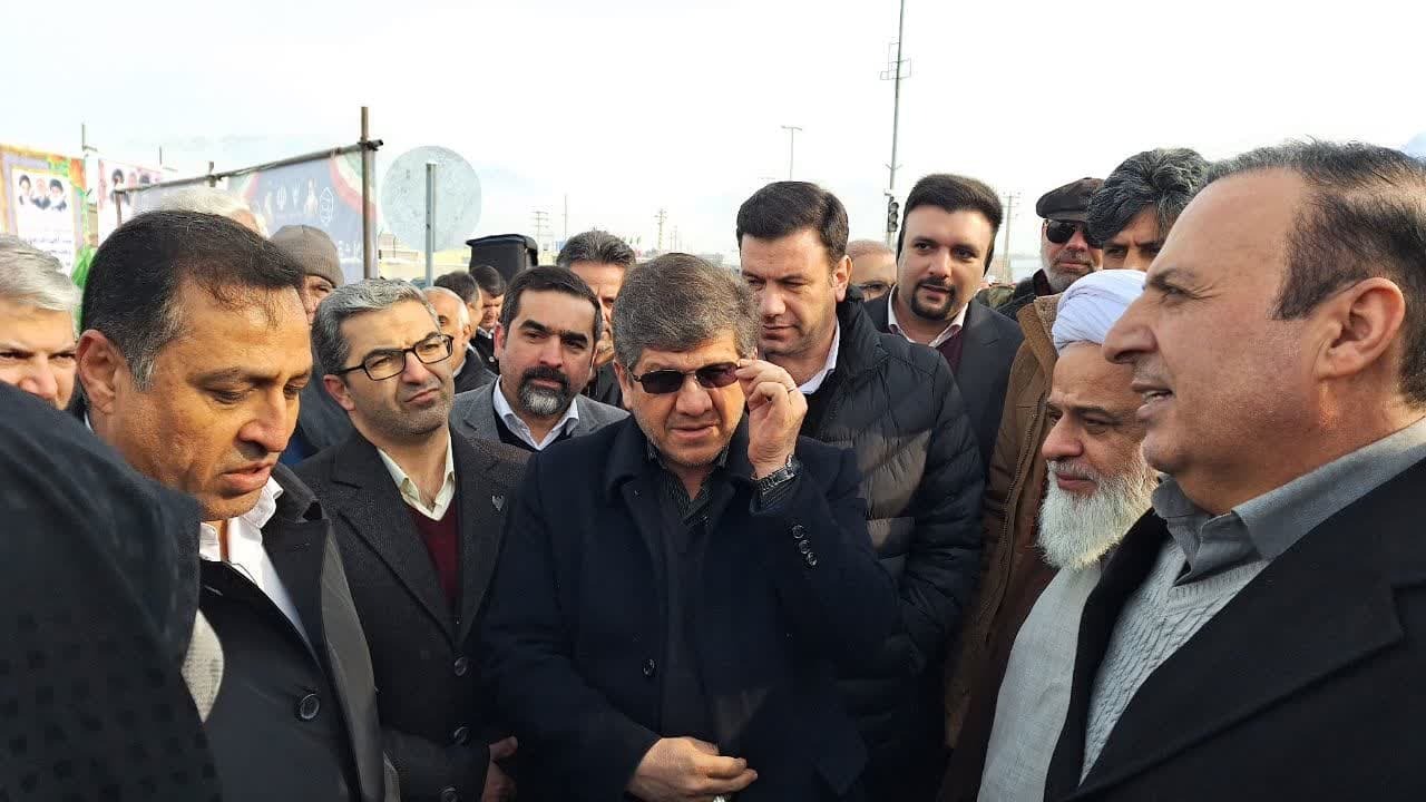 پل روگذر آبیک به قشلاق افتتاح شد پل روگذر آبیک به قشلاق افتتاح شد