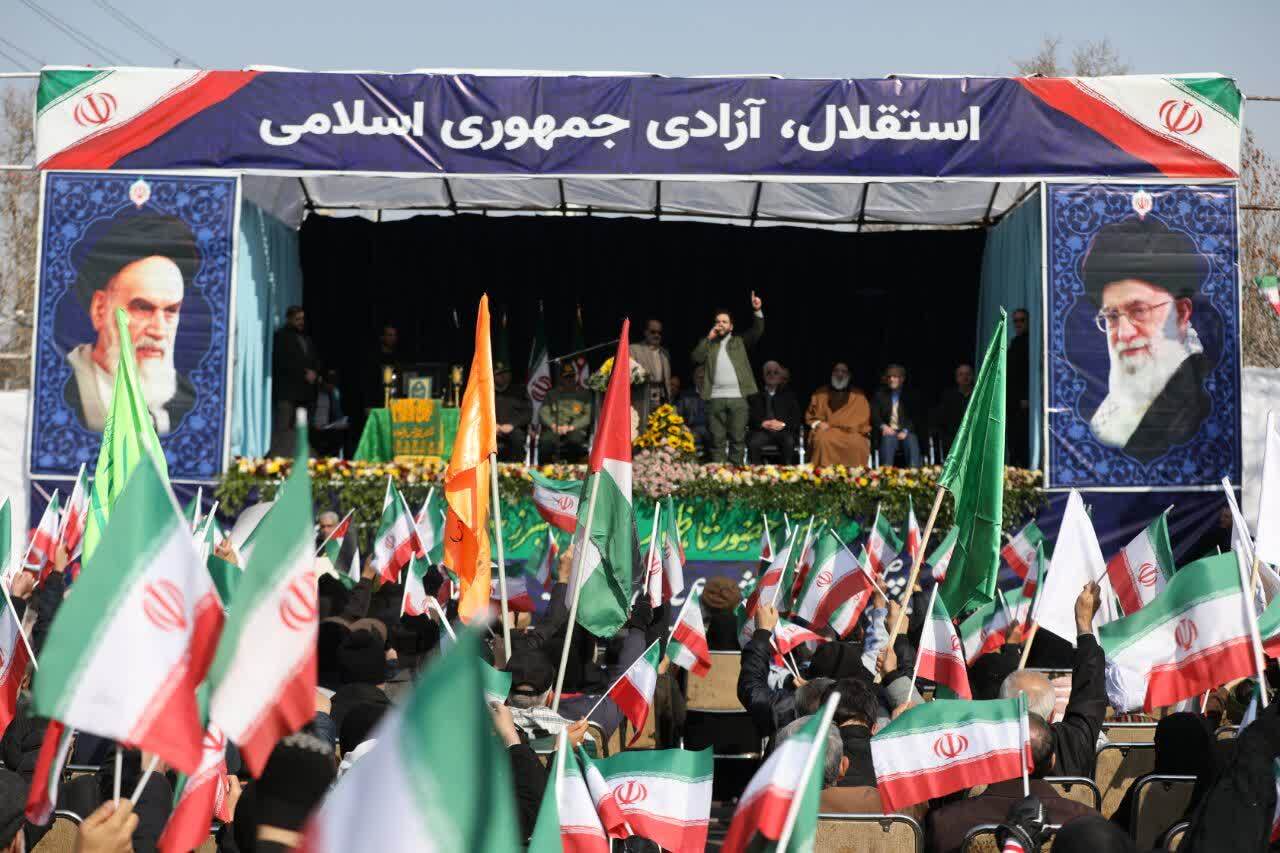 مردم البرز در ۲۲ بهمن ۱۴۰۳ حماسه آفریدند مردم البرز در ۲۲ بهمن ۱۴۰۳ حماسه آفریدند