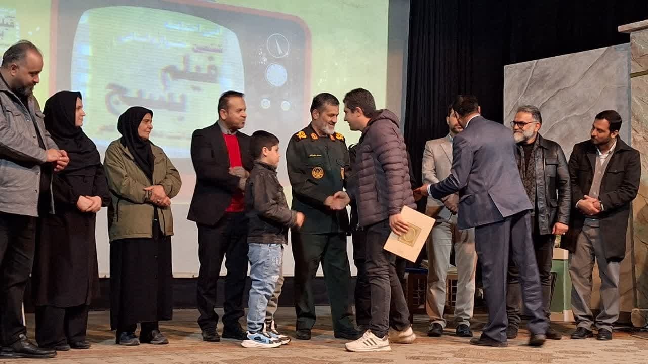 هنرمندان متعهد قزوین سوژه های ناب و شخصیت های بی جایگزین استان را معرفی کنند