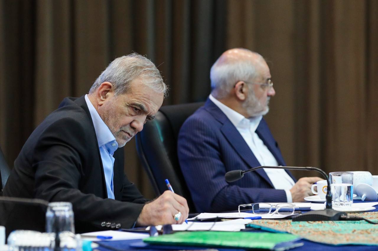 خوزستان در کانون توجه دولت؛ اقدامات جامع برای رفع چالشهای متعدد این استان خوزستان در کانون توجه دولت؛ اقدامات جامع برای رفع چالشهای متعدد این استان