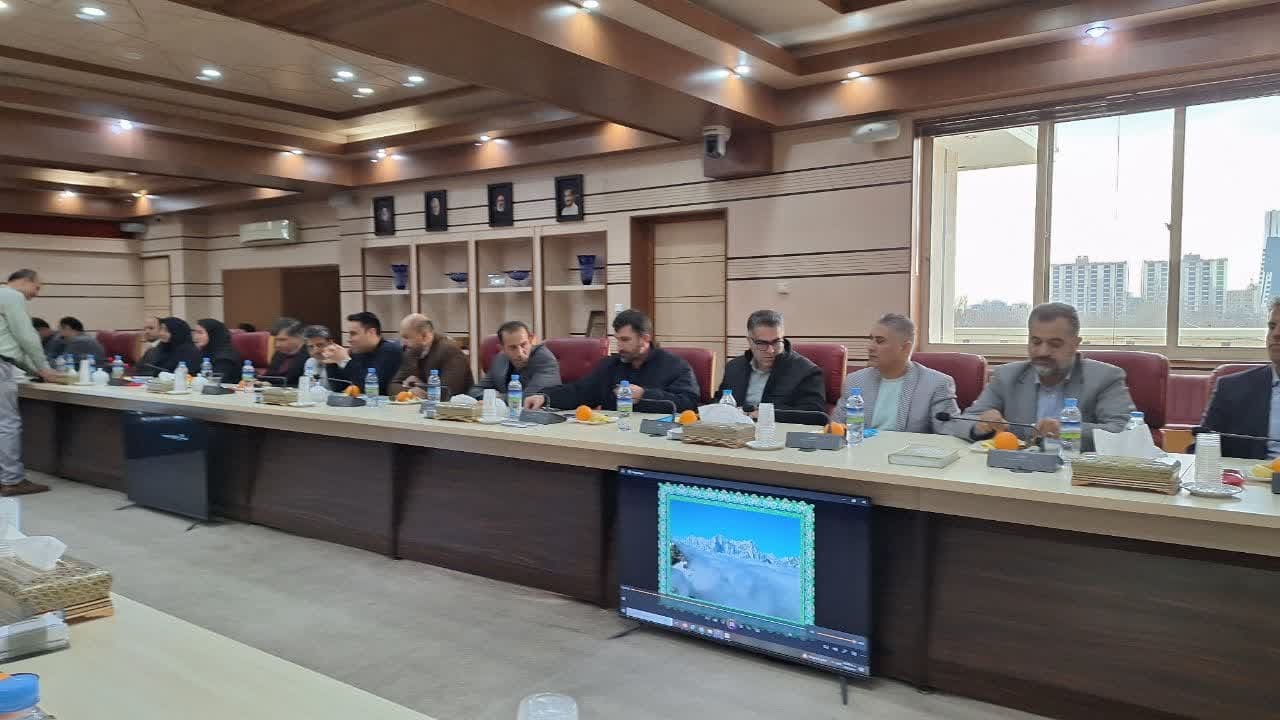 نوذری: شهرداران ضمن شناسایی درآمدهای جدید به افزایش نشاط اجتماعی توجه کنند نوذری: شهرداران ضمن شناسایی درآمدهای جدید به افزایش نشاط اجتماعی توجه کنند