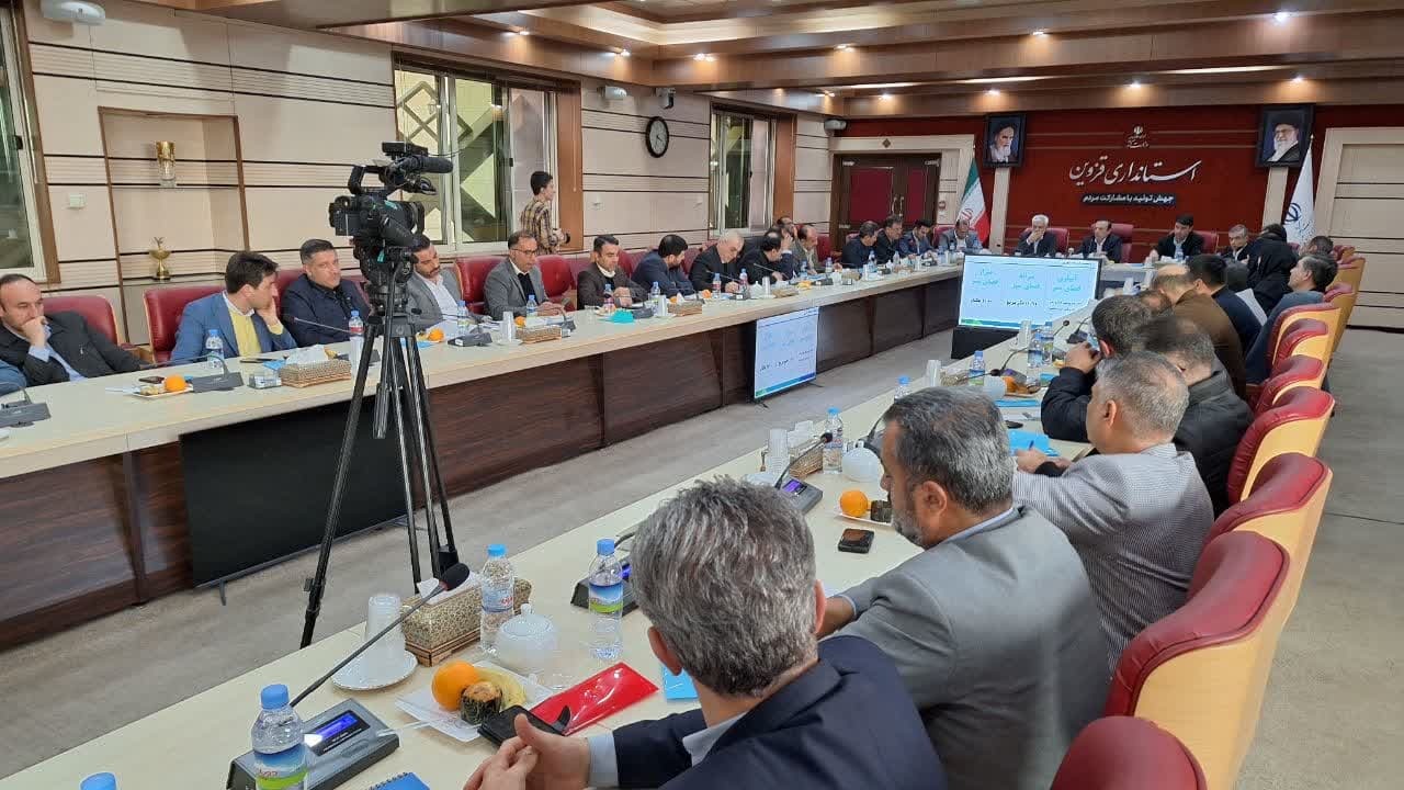 ساختارهای شهری بایستی با نگاه دانش محوری جلو برود