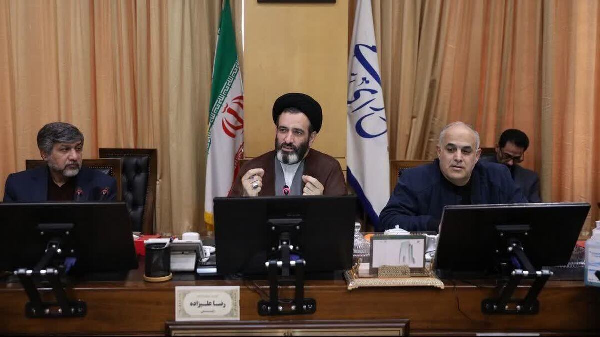 پرداخت ۱۲ هزار میلیارد ریال تسهیلات جهت توسعه واحد‌های خودروسازی استان کرمانشاه/ اعمال محدودیت برق برای واحد‌های کم‌مصرف و صنایع غذایی استان کاهش می‌یابد