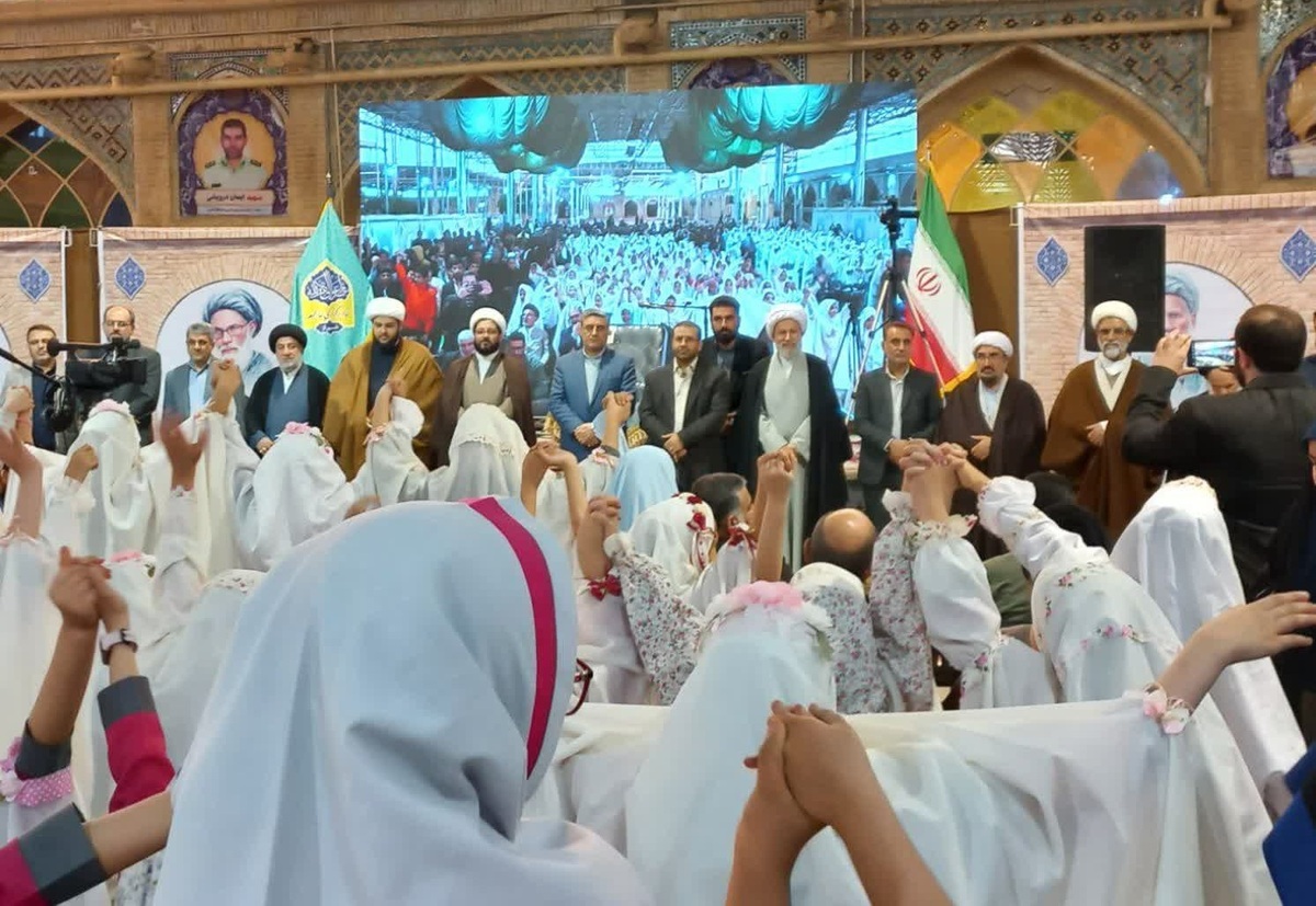 حضور منتخبین اصحاب و کانون های فرهنگی هنری مساجد استان فارس در جشن روزه اولی‌ها