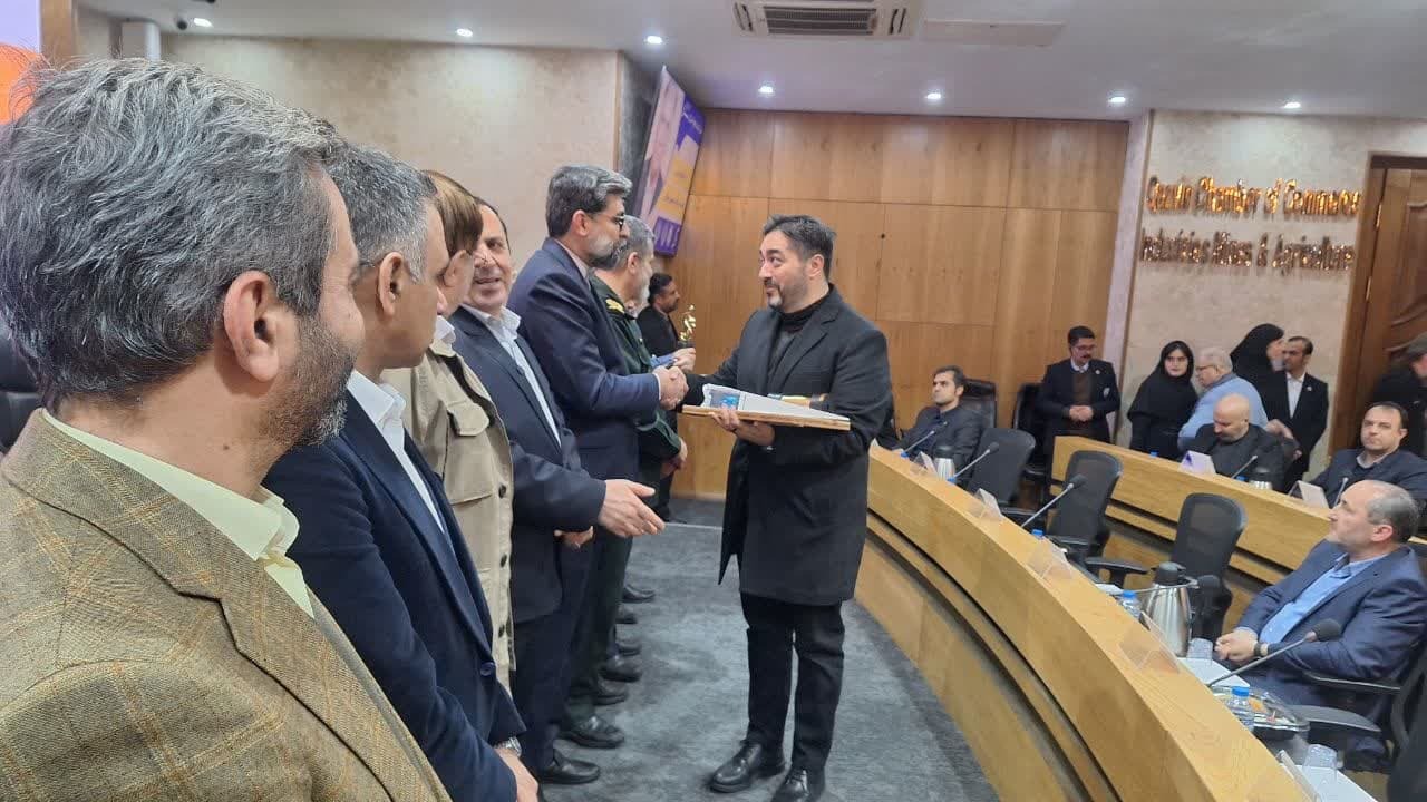 نوذری: صنعت و تولید رکن توسعه است و حمایت از آن را سرلوحه کارمان قرار داده ایم