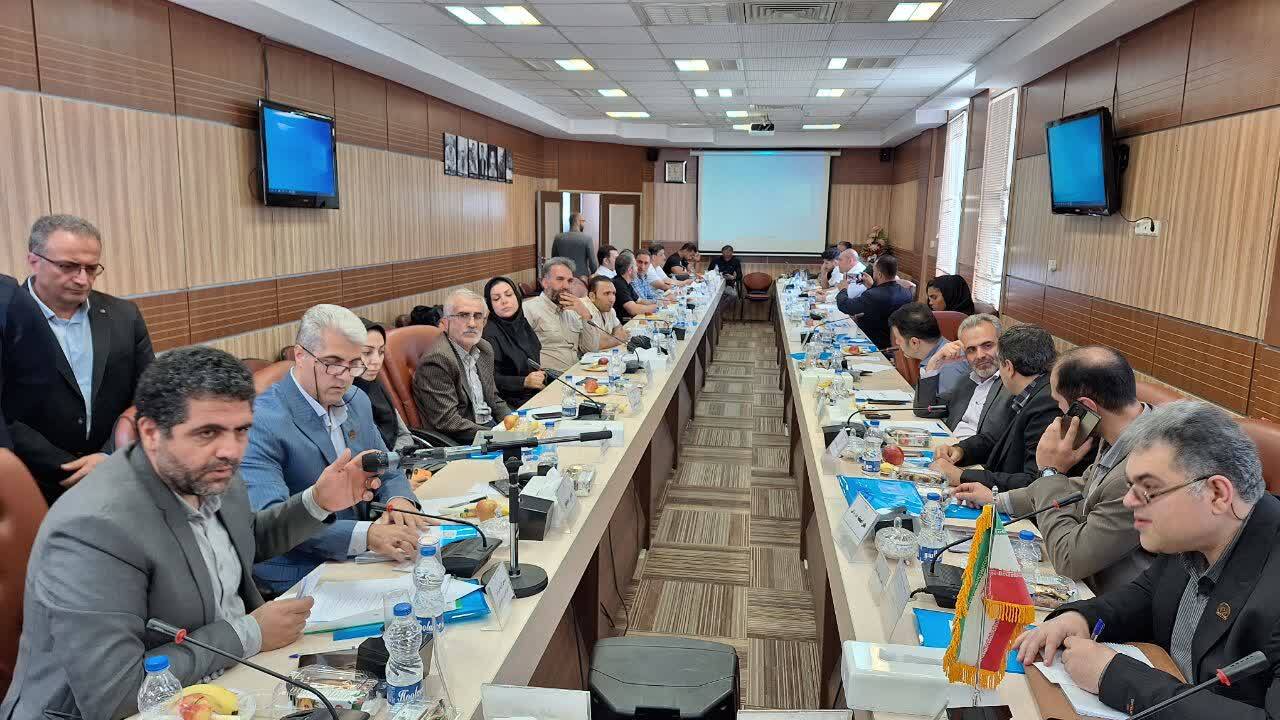 توسعه رشته همگانی در ورزش پروش اندام در اولویت باشد