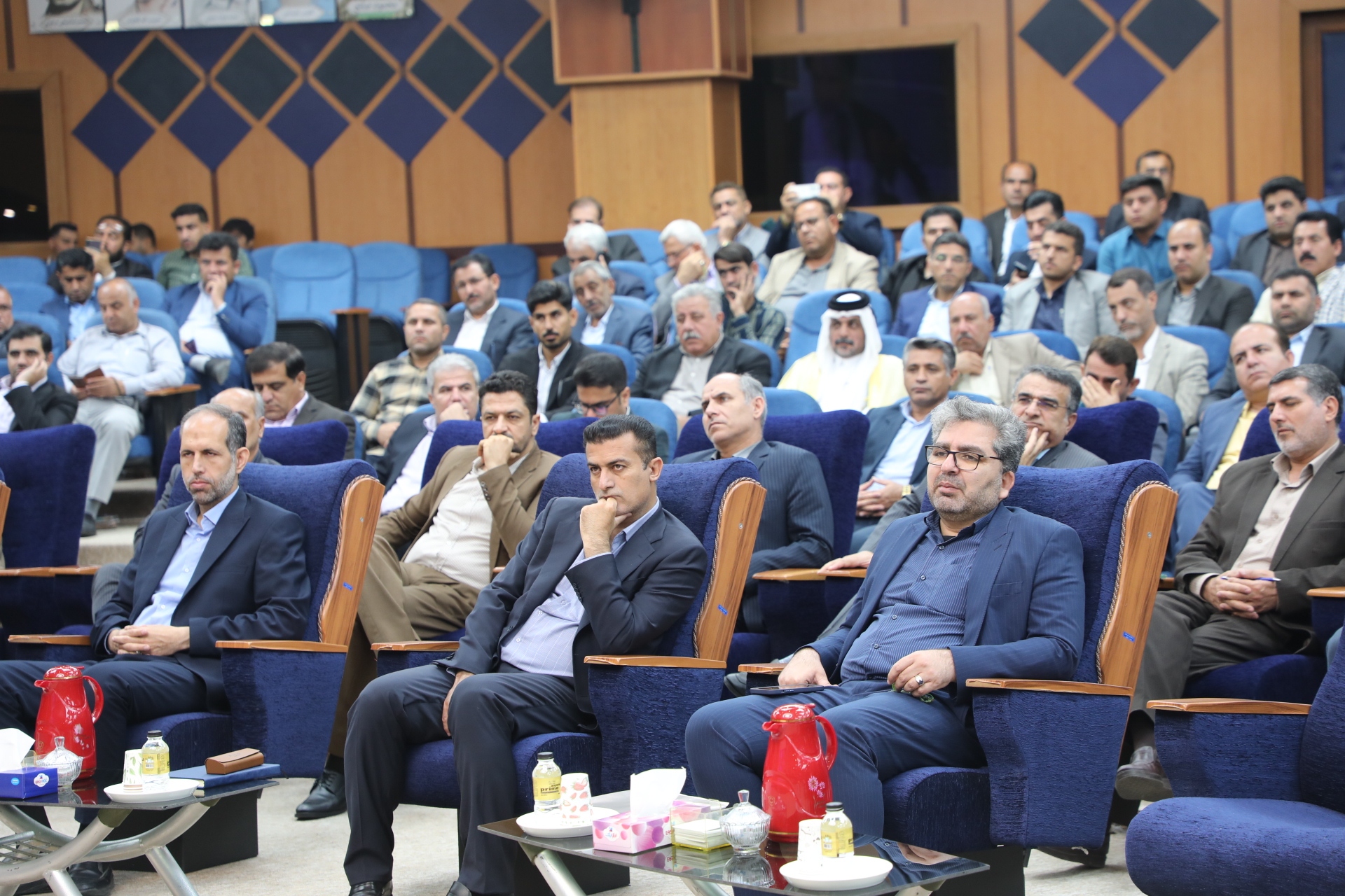 استاندار خوزستان: شورای نمونه‌ کمترین تغییر و بیشترین حمایت از شهردار را دارد