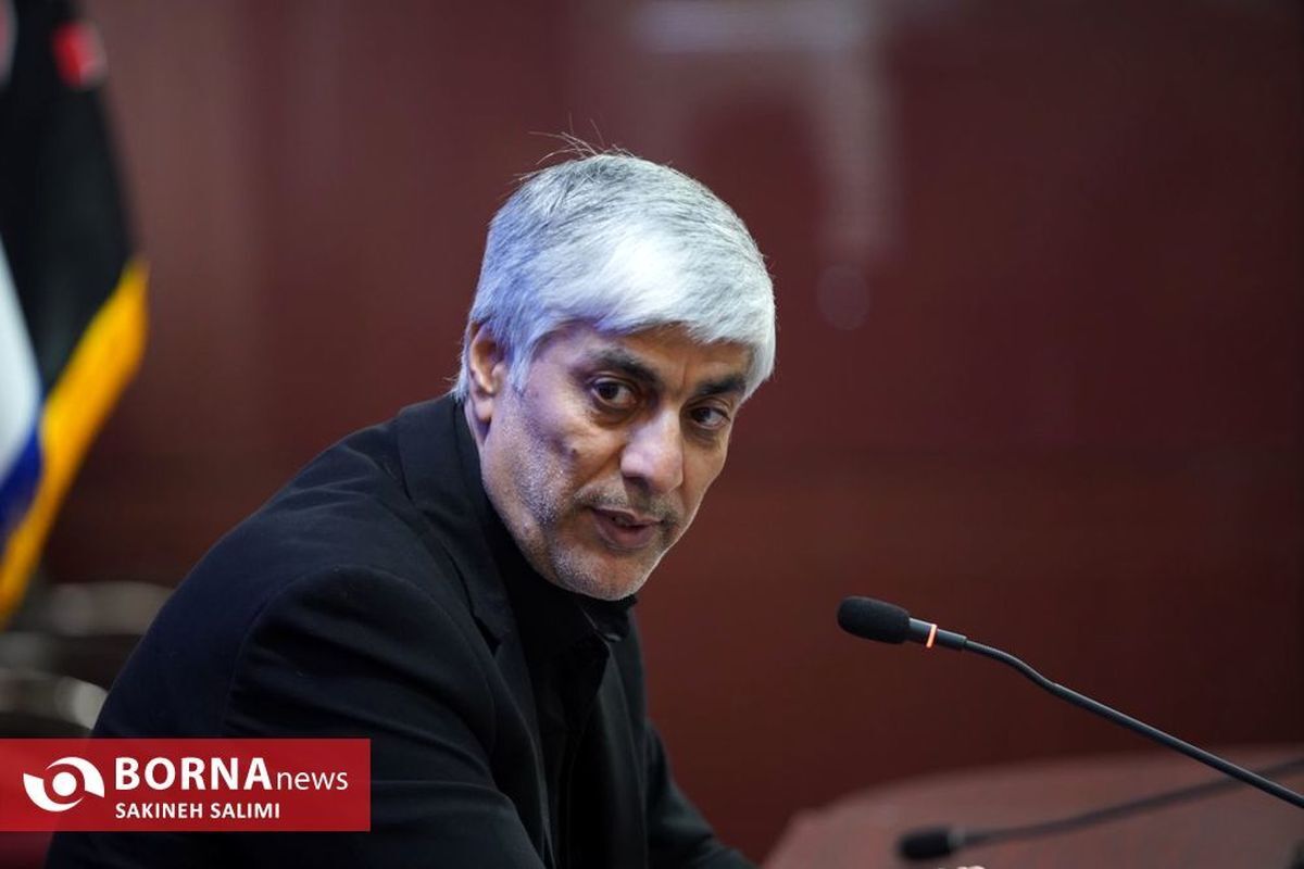 کیومرث هاشمی قهرمانی بانوان فوتبال ایران را تبریک گفت
