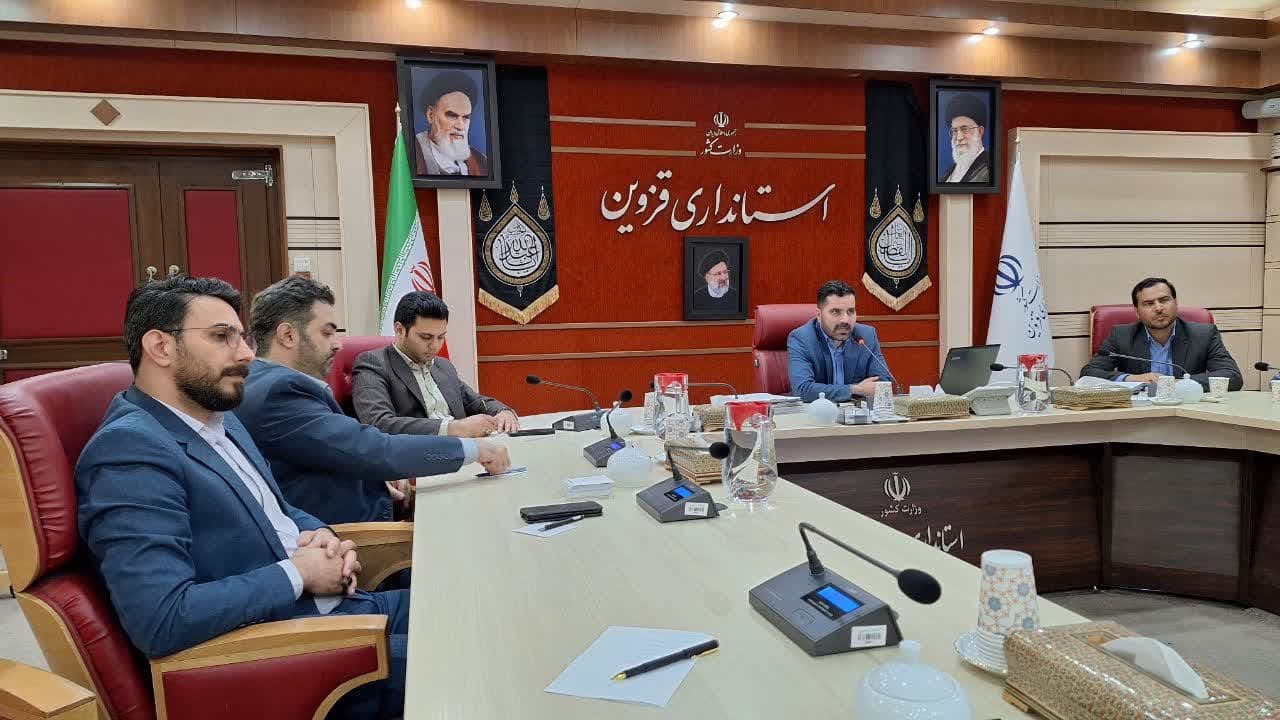 بستر مشارکت خوب مردم در انتخابات ریاست جمهوری را با کمک رسانه ها مهیا می کنیم بستر مشارکت خوب مردم در انتخابات ریاست جمهوری را با کمک رسانه ها مهیا می کنیم