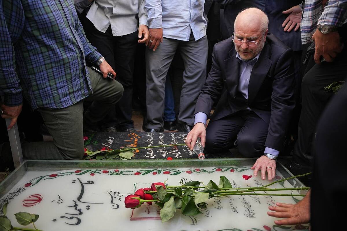 قالیباف بر سر مزار حاج قاسم سلیمانی حضور یافت