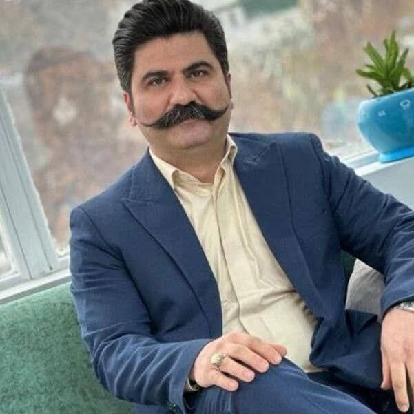 بررسی دلایل ضعف و افت ارزش سهام