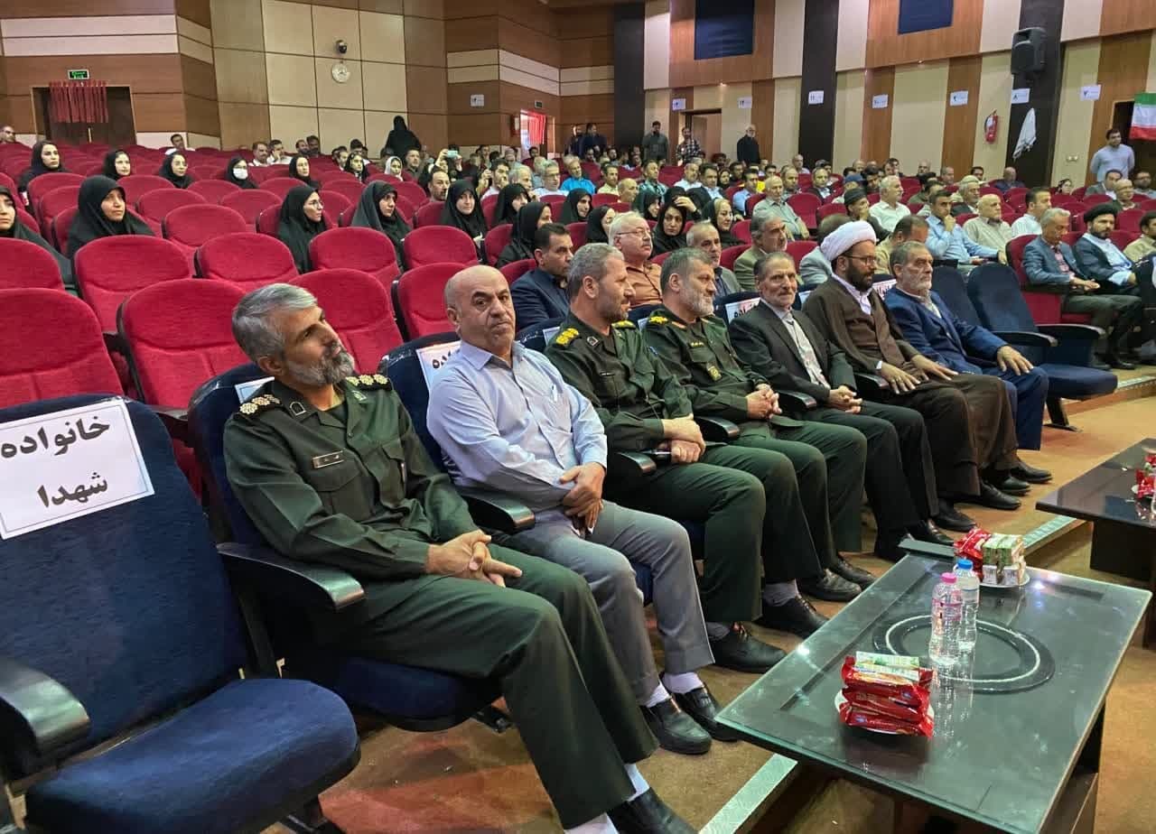 روز ملی اصناف و شهدای خدمت در شهرستان البرز گرامی داشته شد