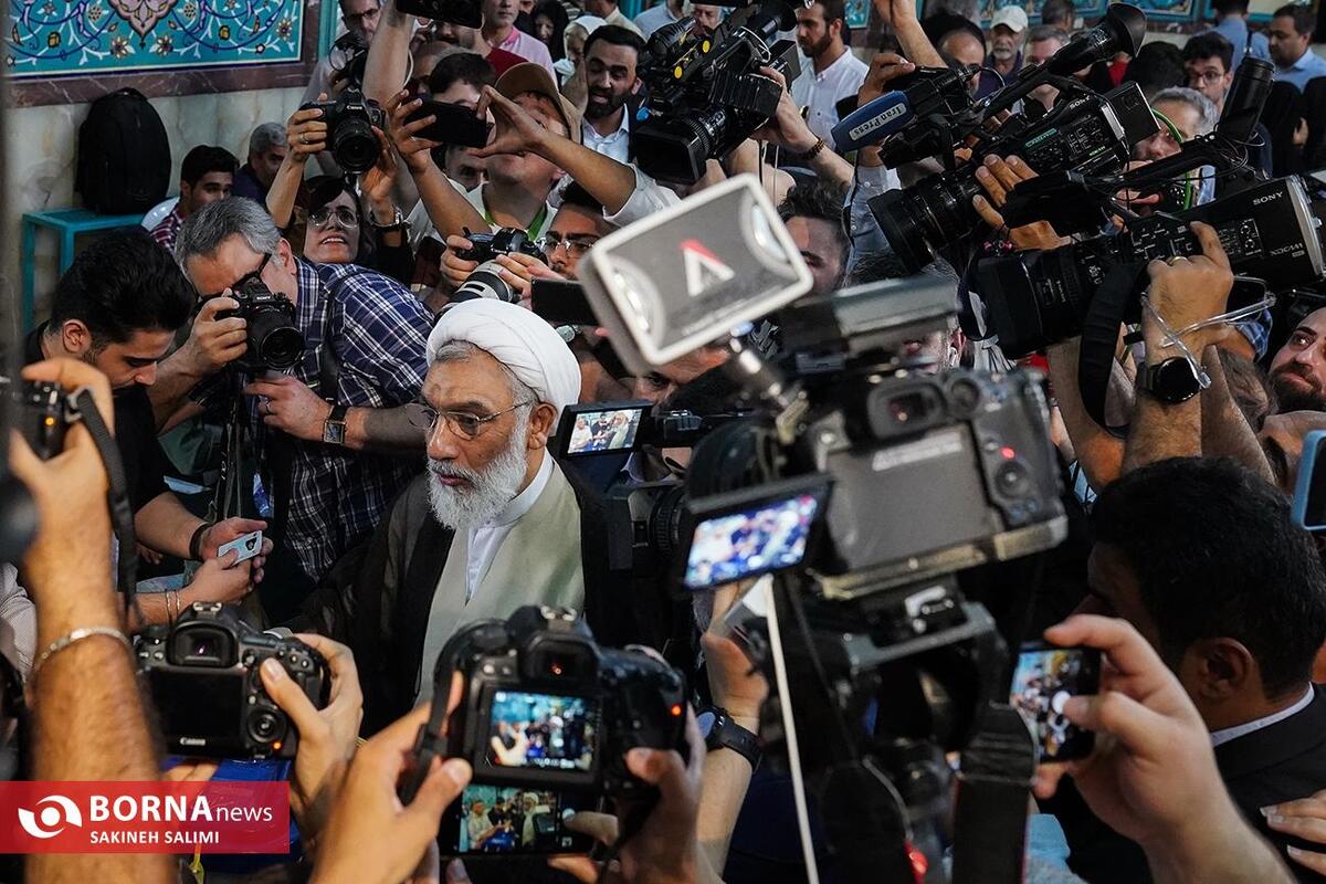 انتخابات چهاردهمین دوره ریاست جمهوری- حسینیه ارشاد ۱