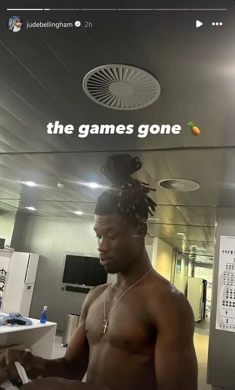 شوخی بیلینگهام با مدل موهای کاماوینگا +عکس شوخی بیلینگهام با مدل موهای کاماوینگا +عکس