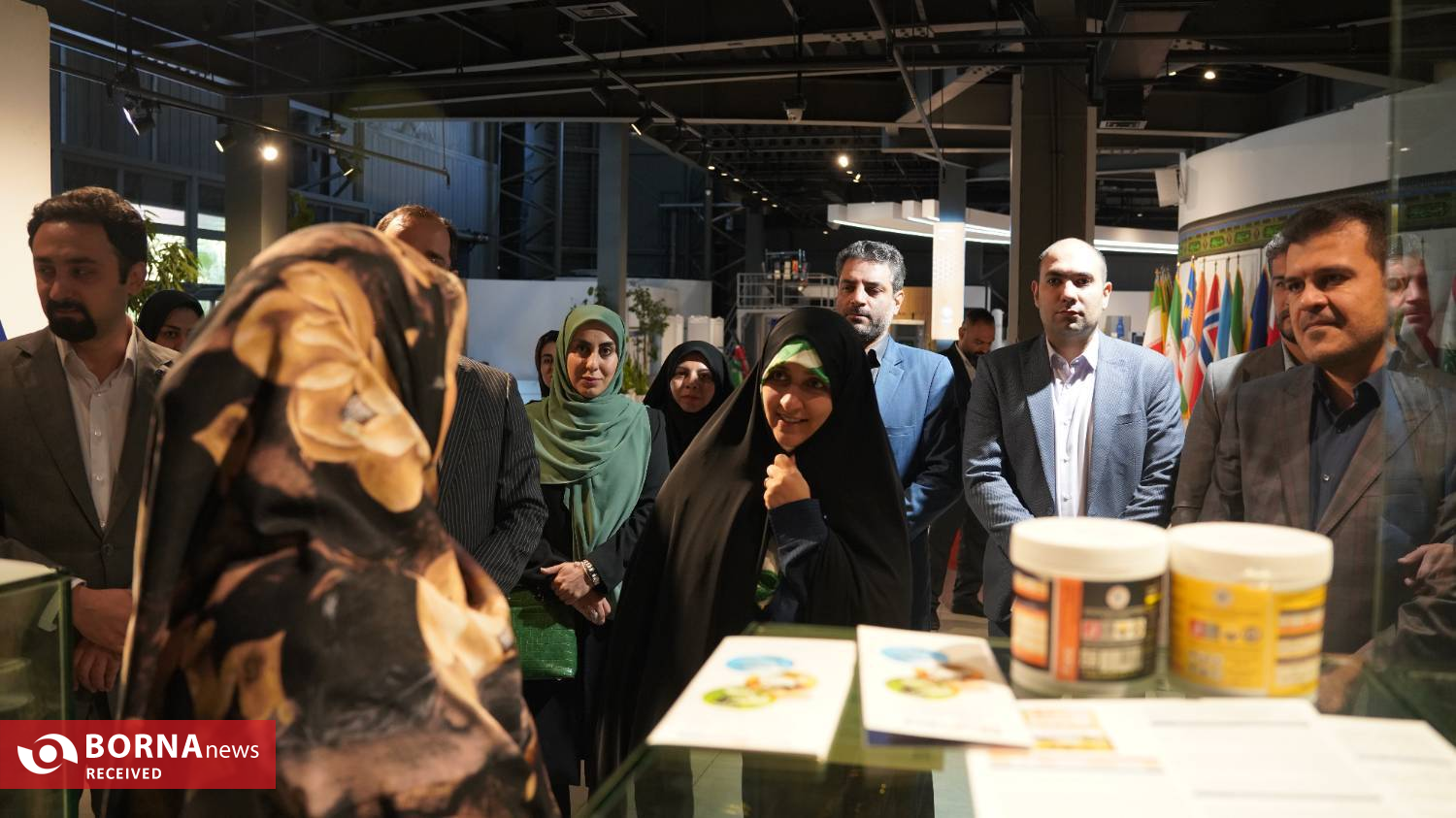 بازدید معاون رییس جمهور از خانه نوآوری و فناوری ایران