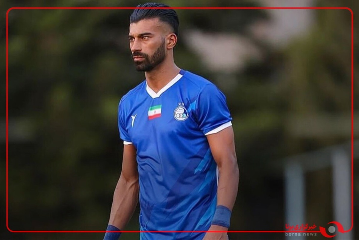 گل اول استقلال توسط رامین رضاییان از روی نقطه پنالتی در دقیقه 32