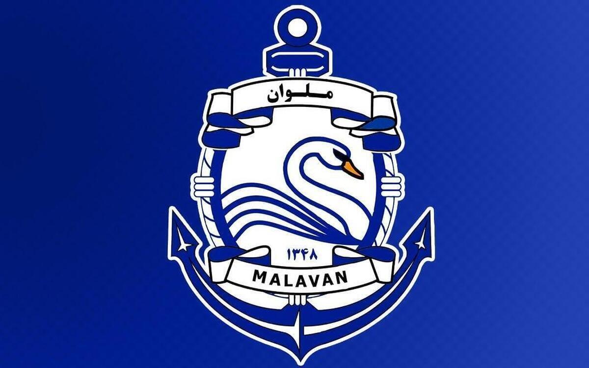 صحنه تلخ روی سکوهای ملوان /مهمانان ویژه در سن سیروس + تصویر