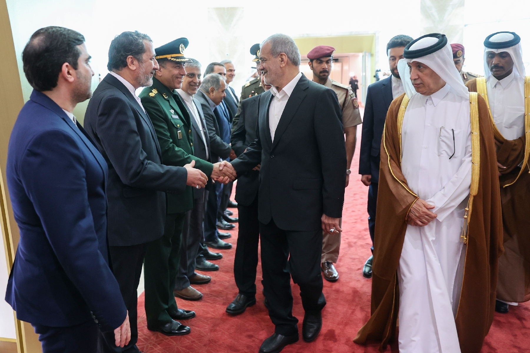 از شجاعت پزشکیان و حمایت از جبهه مقاومت تا وفاق و همدلی میان ملت های منطقه//گزارش از شجاعت پزشکیان و حمایت از جبهه مقاومت تا وفاق و همدلی میان ملت های منطقه//گزارش