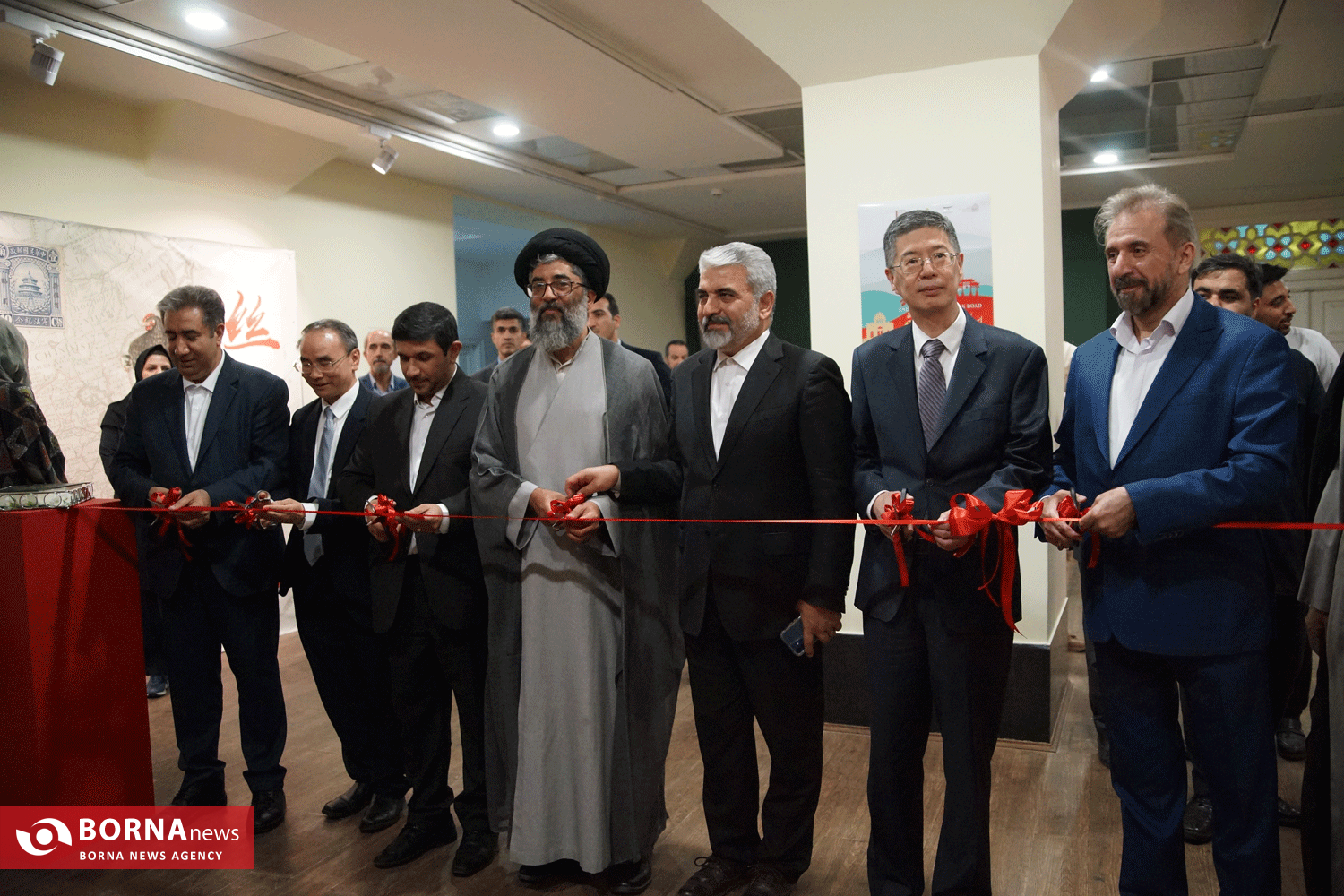 افتتاح نمایشگاه «ابرهای بی‌پایان جاده ابریشم» در موزه ملی ملک/ تلاقی هنر و فرهنگ ایران و چین