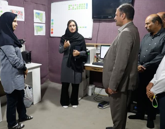 حضور مدیرعامل پالایشگاه آبادان در جمع کودکان و معلولان + عکس