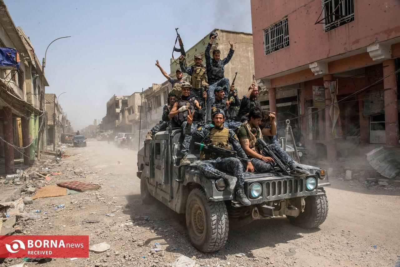 روایت عکاس ایرانی از لحظات جنگ داعش/جنگ انتخاب میکند که چه کسی به آن برود! روایت عکاس ایرانی از لحظات جنگ داعش/جنگ انتخاب میکند که چه کسی به آن برود!