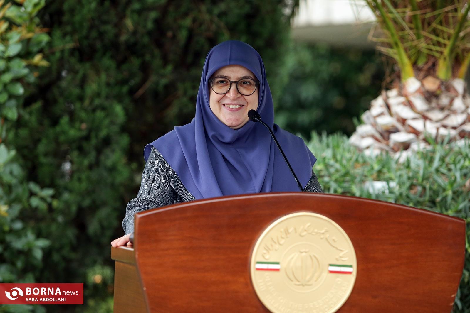 روز بارانی حیاط دولت چگونه گذشت؟ روز بارانی حیاط دولت چگونه گذشت؟