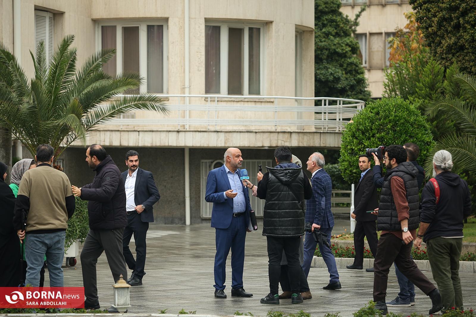 روز بارانی حیاط دولت چگونه گذشت؟ روز بارانی حیاط دولت چگونه گذشت؟