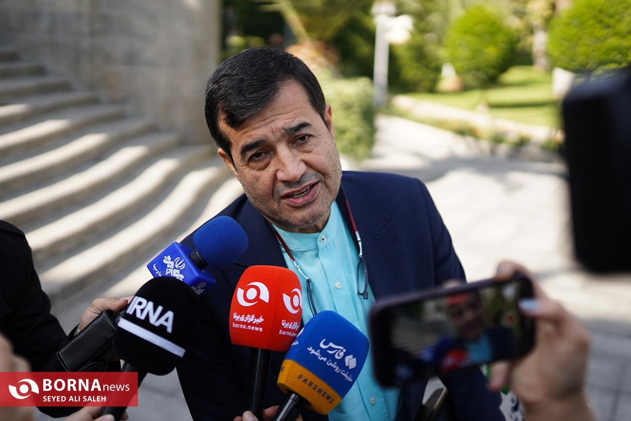 اعضای کابینه دولت چهاردهم در حیاط پاستور چه گفتند؟ اعضای کابینه دولت چهاردهم در حیاط پاستور چه گفتند؟