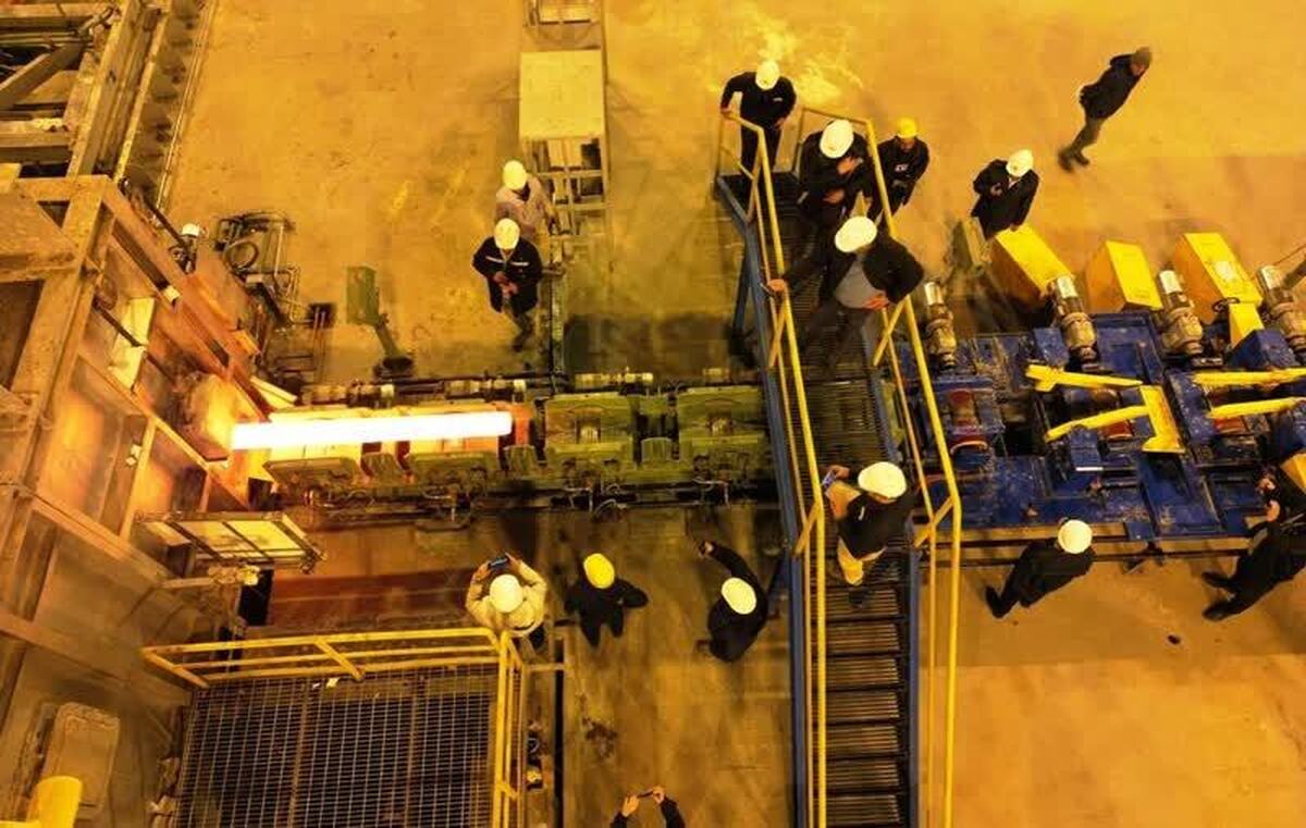 سالانه ۶۰۰ هزار تن مقاطع فولادی در مجتمع فودلادی خیام تولید می شود