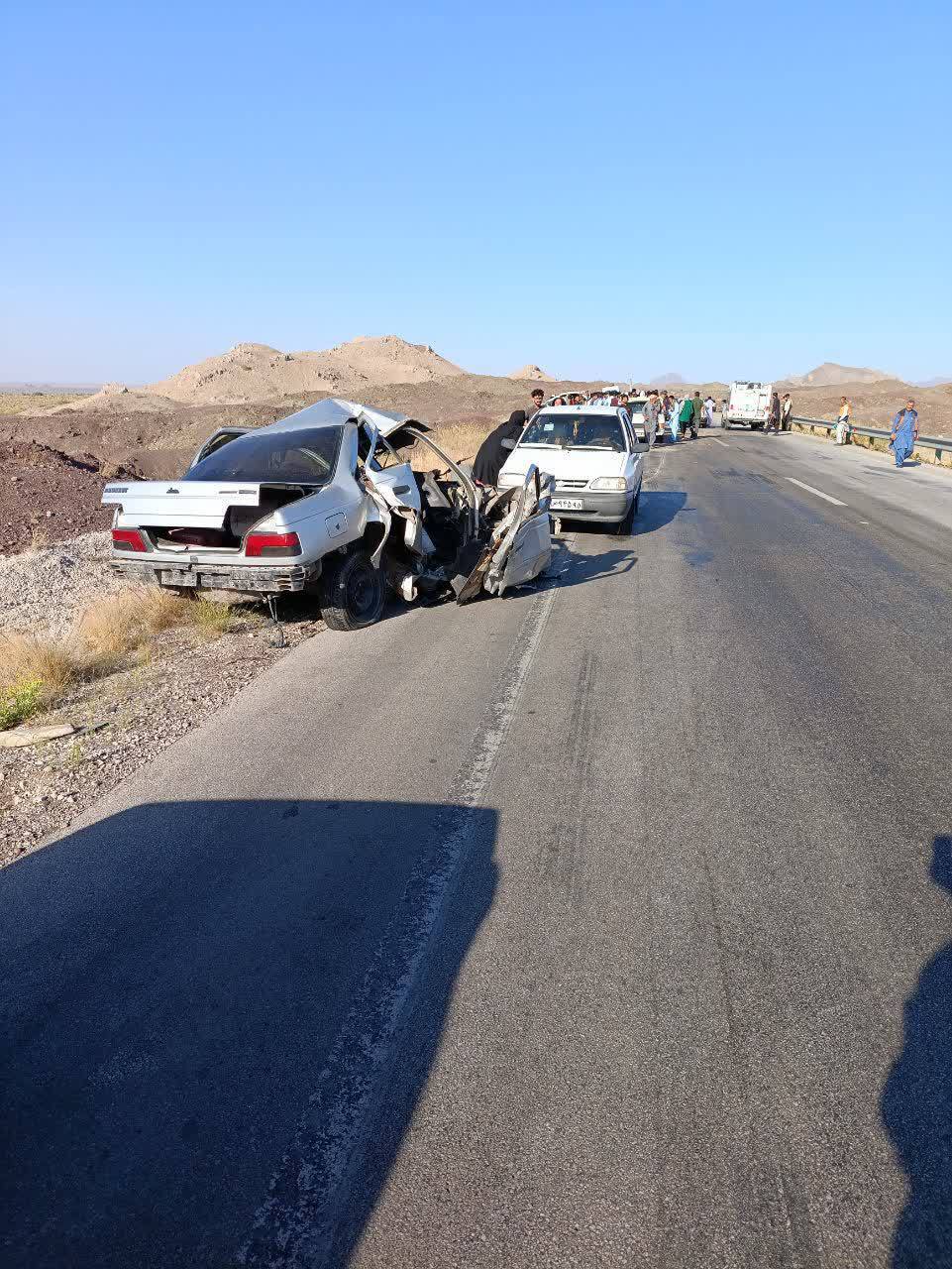 ۷ کشته در تصادف هولناک پراید با پژو در جاده نیکشهر ۷ کشته در تصادف هولناک پراید با پژو در جاده نیکشهر